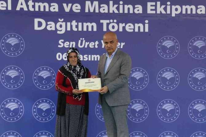 Bakan Kirişci: "Üreticilerimize Yaklaşık 25 Milyon Tl Tutarında Hibe Desteğimiz Söz Konusu"