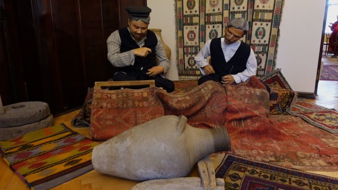Aksaray’daki 95 Yıllık Vali Konağı Bal Mumu Heykellerle Kentin Kültür Mirasını Yaşatıyor
