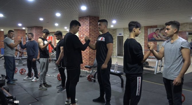 Milli Sporcu Şevketoğlu, Oğlu Ve Gençlerin Sporcu Olması İçin Gayret Gösteriyor