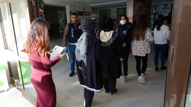 Yozgat’ta Ortaöğretim Mezunu Adaylar Sınav Heyecanı Yaşadı