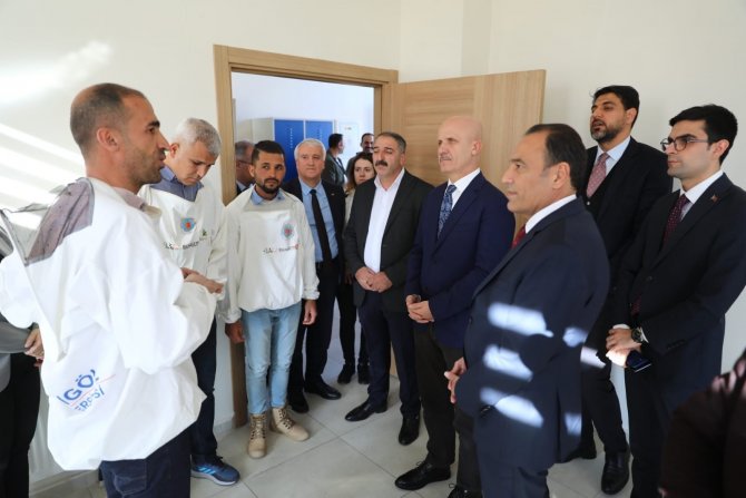 Yök Başkanı Özvar Bingöl’de Öğrencilerle Bir Araya Geldi