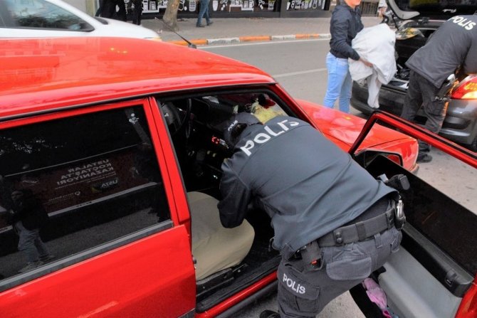Samsun’da 2 Bin 665 Araç Ve Sürücüye Ceza, 184 Araca Trafikten Men