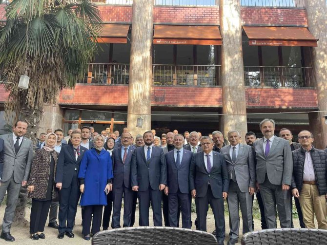 Ak Parti’nin Bilecik’te ’Şehir Buluşmaları’ Programı