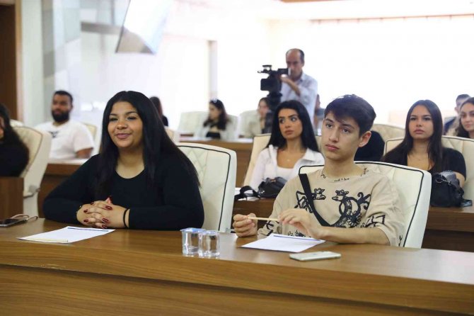 Büyükşehir, Berlin’den Gelen Gençleri Ağırladı