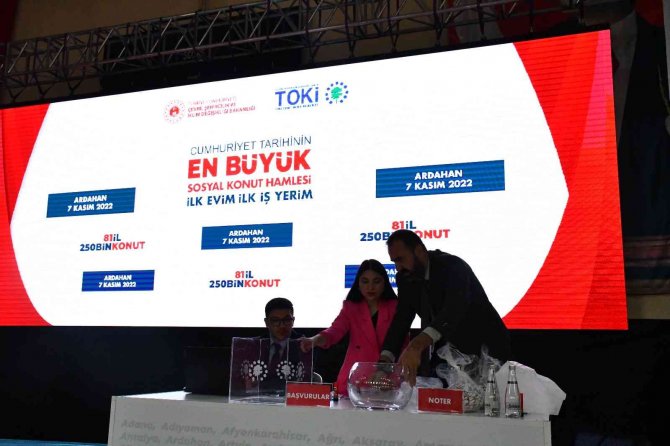 Sosyal Konutta Ardahan’da Kura Heyecanı Yaşandı