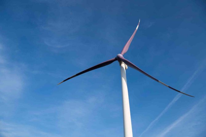 Aydem Yenilenebilir Enerji, 3. Çeyrekte Gelirini 3 Kat Artırdı