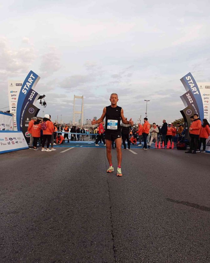 53 Yaşındaki Sporcu 42 Kilometrelik Maratonu 2.’likle Tamamladı
