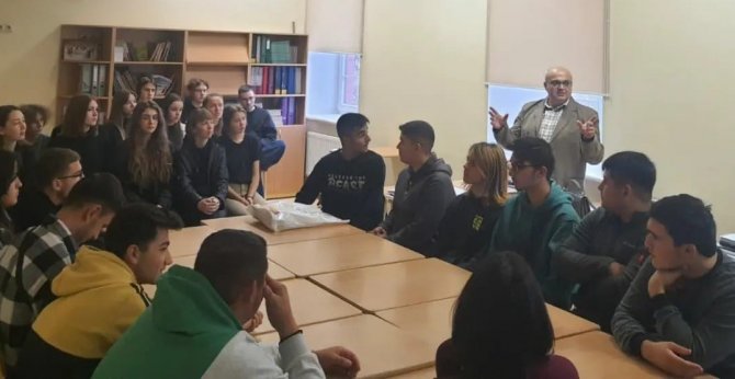 Yenilenebilir Enerji Stajı Gören Aymesem’li Öğrenciler Donanımlarını Arttırdı