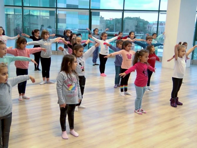 Biga Belediyesi’nin Kış Kurslarına Yoğun İlgi