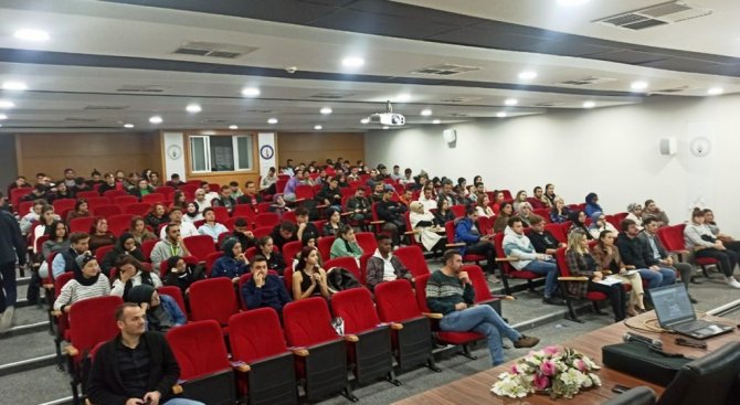 Dpü Birimlerinden Meslek Yüksekokullarda Tanıtım Çalışmaları