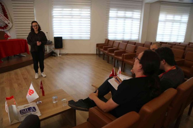 Efeler Belediyesi Şehir Tiyatrosu Yeni Yeteneklerini Aradı