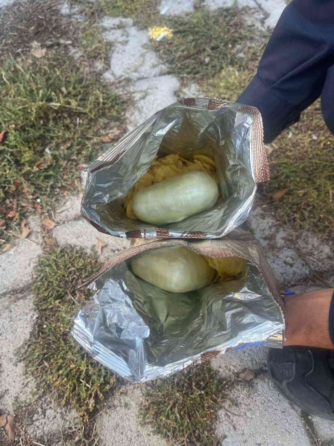Şeytanın Aklına Gelmezdi, Uyuşturucu Tacirlerinin Aklına Geldi: Cips Paketinde Uyuşturucu Gizlemişler