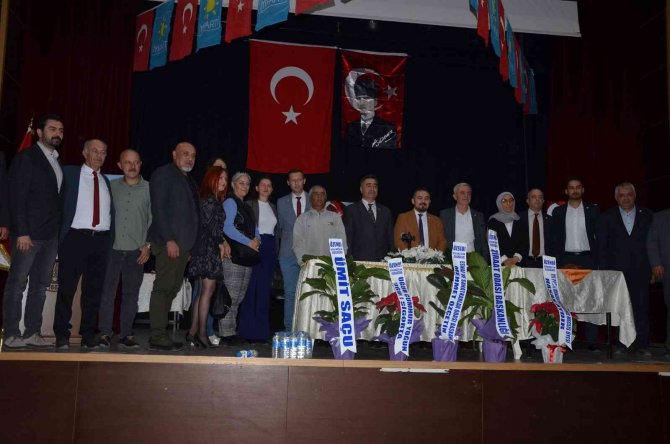 Kırkağaç İ̇yi̇ Parti’de Levent Komşu Güven Tazeledi