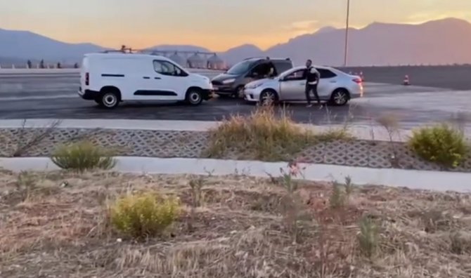 İ̇zmir’de Son 1 Ayda 325 Zehir Taciri Tutuklandı