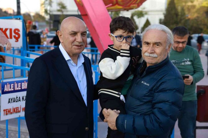 Rengârenk Eğlence Durağı