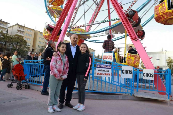 Rengârenk Eğlence Durağı