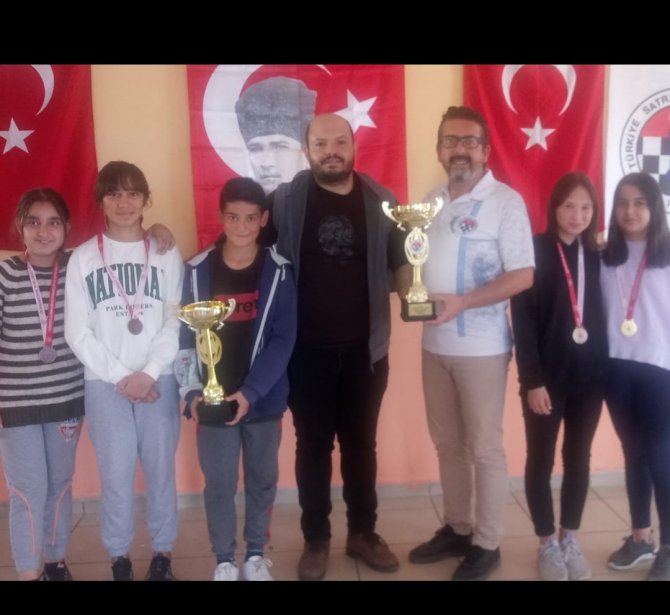Köyceğiz’de Satranç Turnuvası Düzenlendi