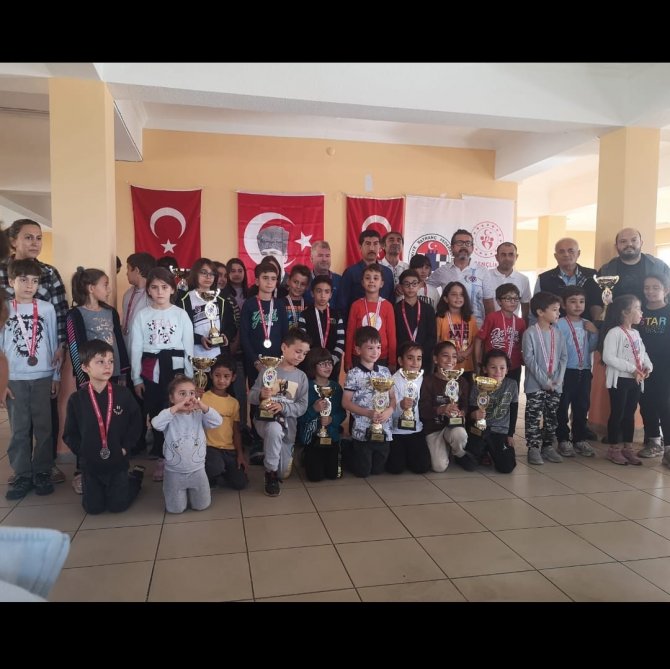 Köyceğiz’de Satranç Turnuvası Düzenlendi
