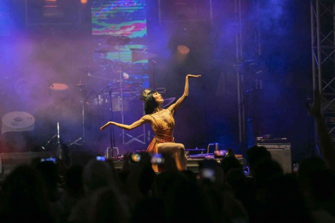 Tarsus’ta 3 Gün Festival Rüzgarı Esti