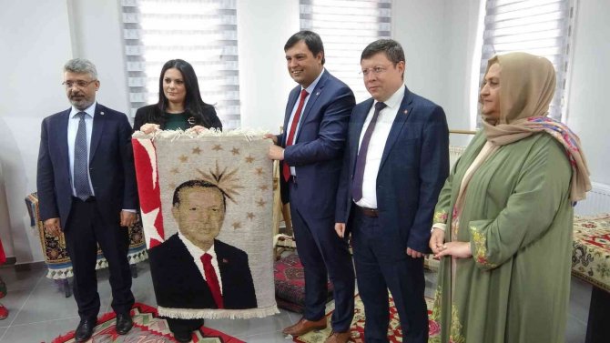 Mikrofinans Uşak Şubesi Hizmete Açıldı