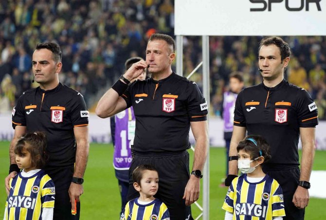 Spor Toto Süper Lig: Fenerbahçe: 0 - Sivasspor: 0 (Maç Devam Ediyor)