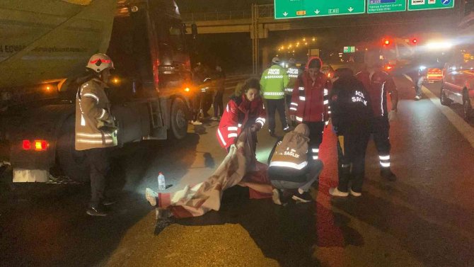 Tem’de Akılalmaz Kaza: Şakalaşırken Motosikletten Düştüler