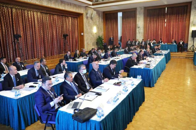 Türkiye Ekonomisi, 2021 Yılında Yüzde 11,4 Oranında Büyüyerek Son 50 Yılın En Yüksek Büyüme Performansını Gösterdi