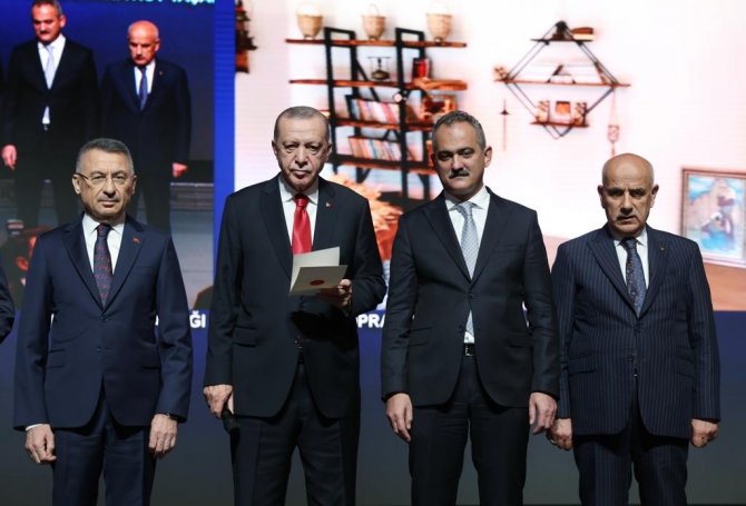 Bakan Özer: "Çocuklarımız Da Yetişkinler De Köylerde Olacak"