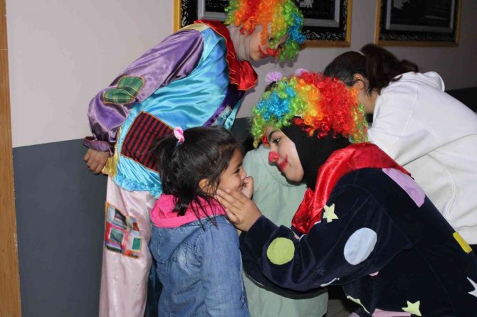 154 Yıllık Kızılay Tarihi, Tiyatro Gösterisiyle Anasınıfı Öğrencilerine Sergilendi