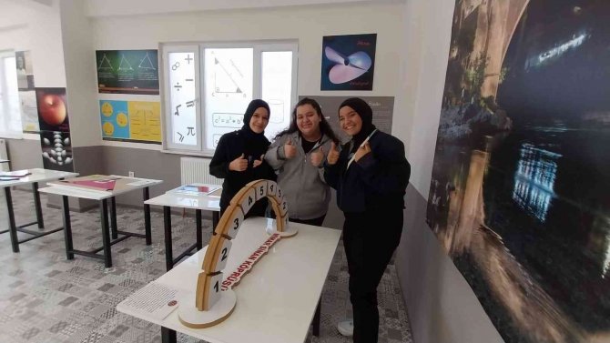 500 Öğrenci Matematiği Severek Öğreniyor