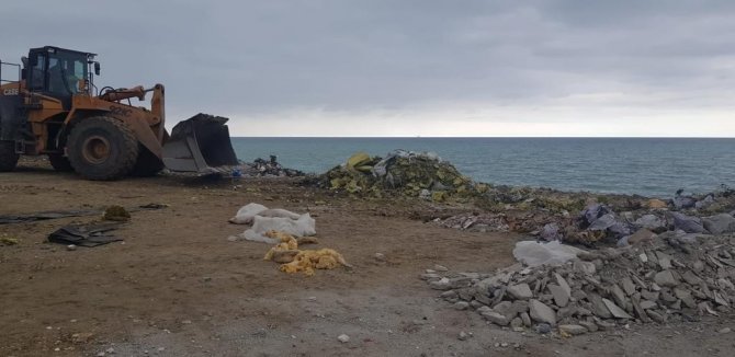 İ̇ha’nın Haberi Ses Getirdi, Sahildeki Çöpler Temizlendi