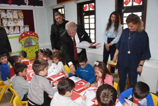 Başkan Sarı: “Çocuklarımıza Millî Tarihimiz İyice Öğretilmeli”