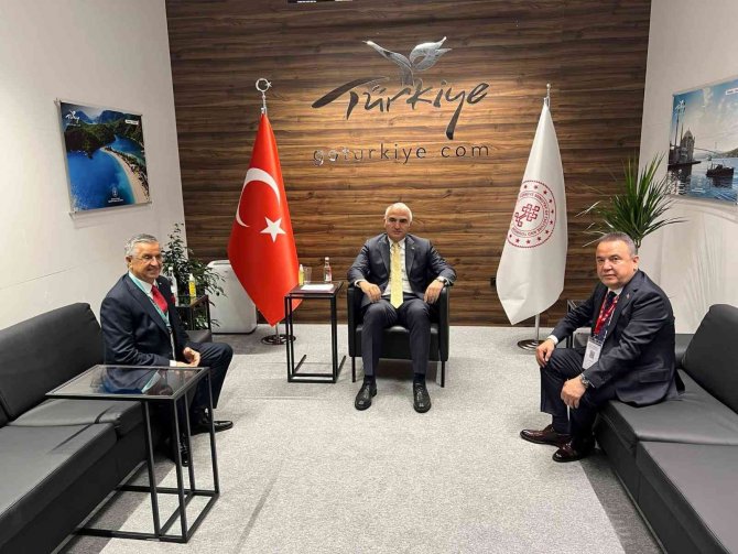 Başkan Böcek, Wtm Londra Turizm Fuarında Antalya’yı Tanıtıyor