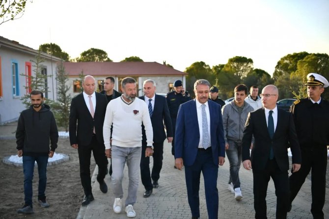 Vali Şıldak Ayvalık’ta İncelemelerde Bulundu