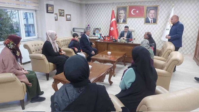 Başkan Adem Çalkın, ‘Milletin Kapısı’nda Sorunları Dinliyor