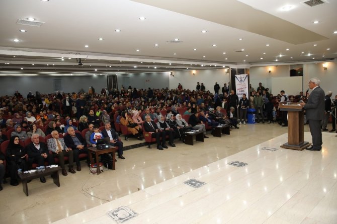 Battalgazi’de “Aile Akademisi” Programları Sürüyor