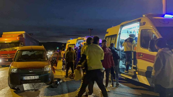 Bursa’da İşçi Servisi Kaza Yaptı: 7 Yaralı