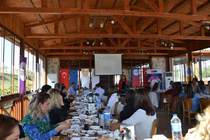 ’Bütünleştirici Eğitimle Farklılıkları Fırsata Dönüştürmek’ Projesinin Kapanış Toplantısı Gerçekleştirildi