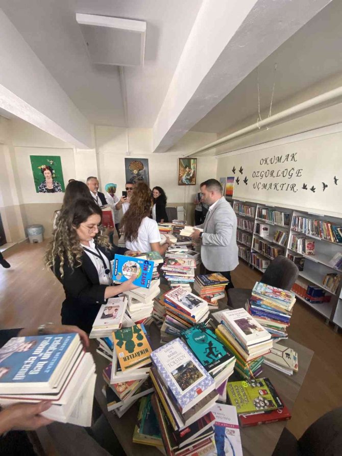 Zorlu Enerji Oepsaş ‘Kıvılcımları’ Uşak’ta Çocuklara Işık Oldu