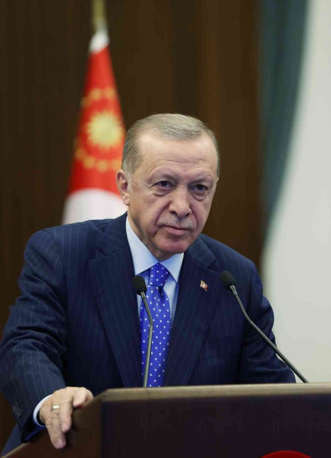 Cumhurbaşkanı Erdoğan: "Dünyanın Gündeminde Kriz Varken Biz Gözümüzü Fırsatlara Dikiyoruz"
