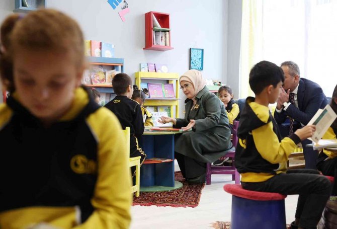 Emine Erdoğan: “Bizim İçin Temizlik İnancımızın Özünü Oluşturan Bir Yaşam Prensibidir”