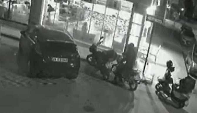 30 Saniyede Motosiklet Adeta Yok Oldu