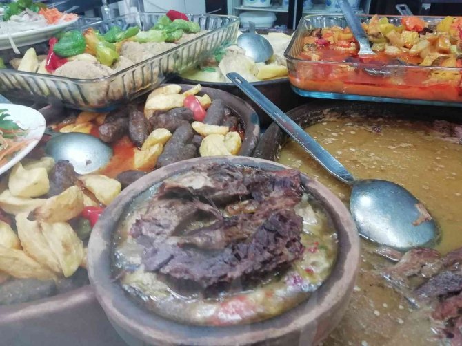 Öğrenci Kenti Eskişehir’de Ev Yemeği Fiyatları Arttı