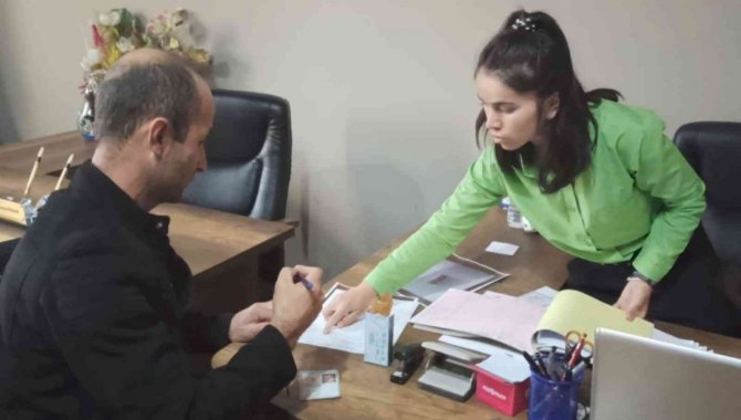 Kuzu Otlatırken 16 Milyon Yıllık At Dişi Buldu