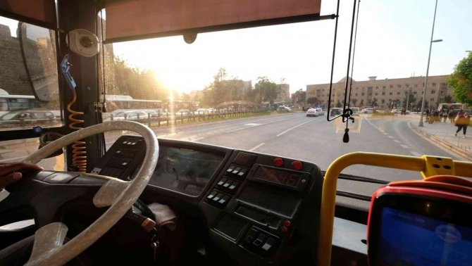 Ücretli Öğretmenlerden ’Seyahat Kartı’ Teşekkürü