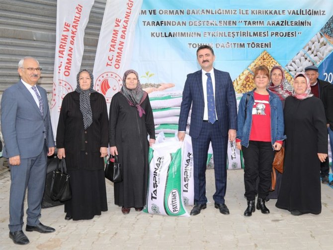 Kırıkkaleli Çiftçilere Tohum Ve Arı Kovanı Desteği