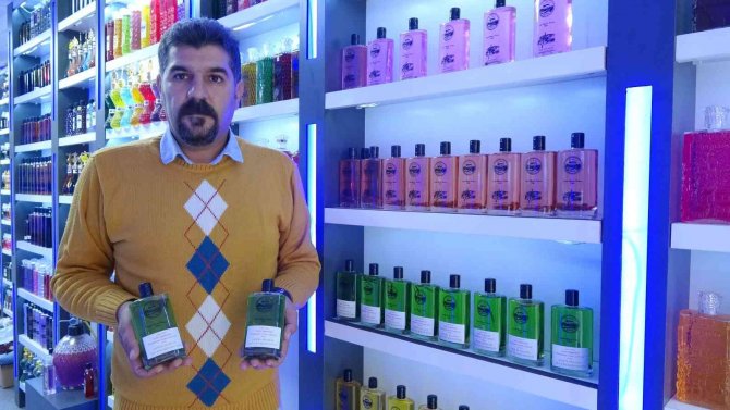 Şehit Kaymakamın Hayaline Sahip Çıktı Avrupa’ya ’Derik Zeytini’ Kolonyasını İhraç Ediyor