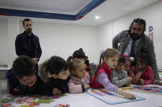 Harika Matematik Sergisi Aydınlı Öğrencilerle Buluştu