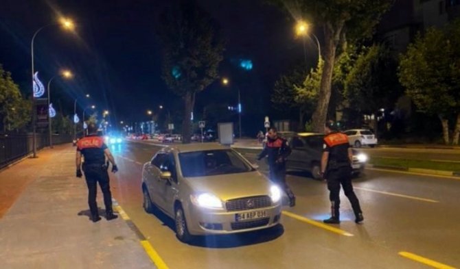 Sakarya’da Fuhuş Yapılan 2 İkamet Mühürlendi