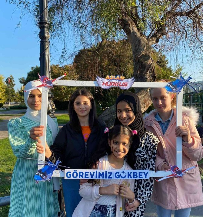 Hayatlarında İlk Kez Sinemaya Gittiler